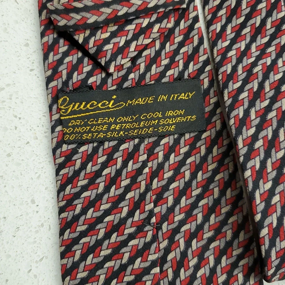Vintage GUCCI Black and Red Woven Tie